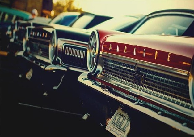 Arabalar Retro