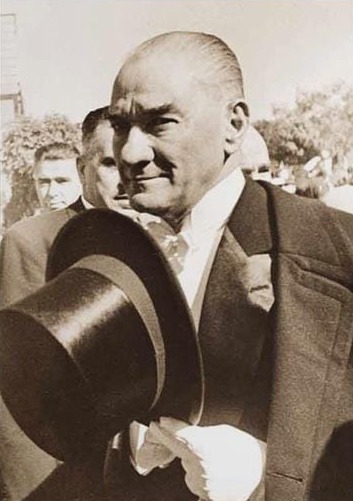 Atatürk Şapka