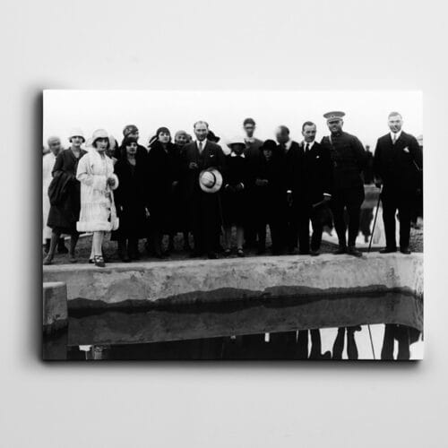 Atatürk Siyah Beyaz 1926