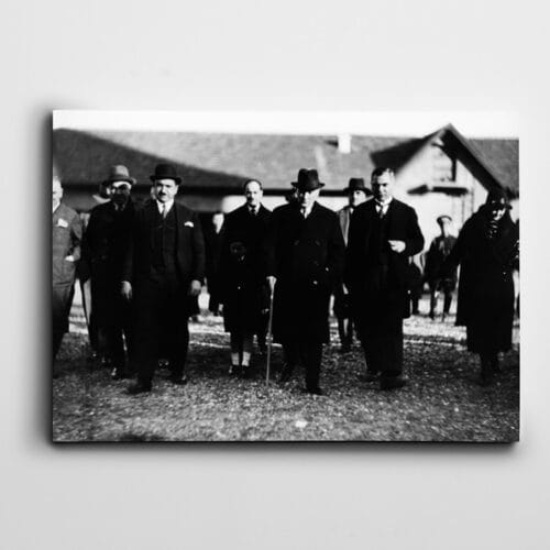 Atatürk 1933 Adana'da