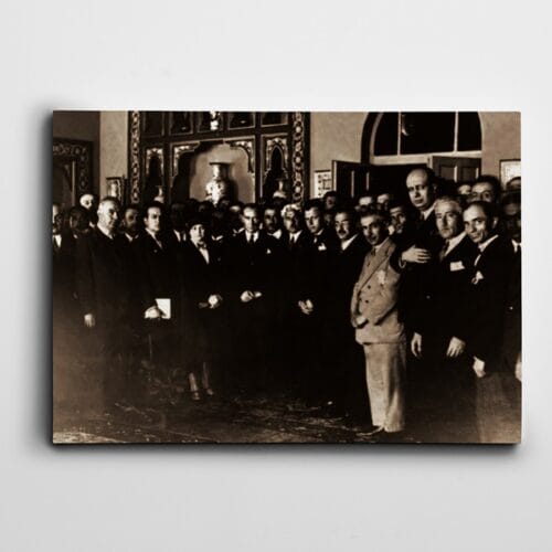 Atatürk Ankara'da 1930