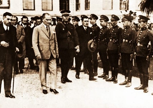 Atatürk Askeri Karşılama