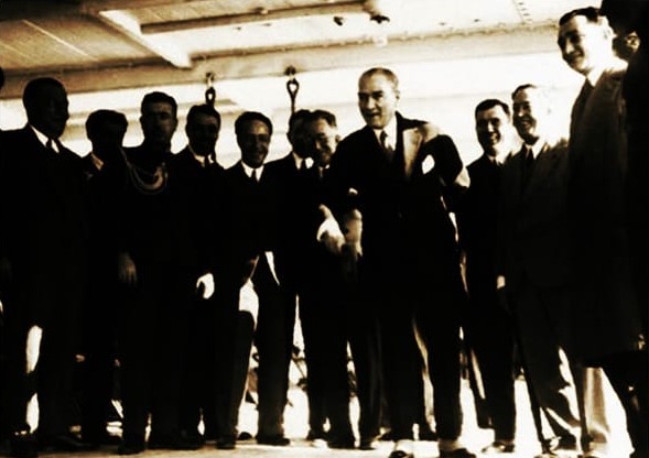 Atatürk Ege Vapurunda