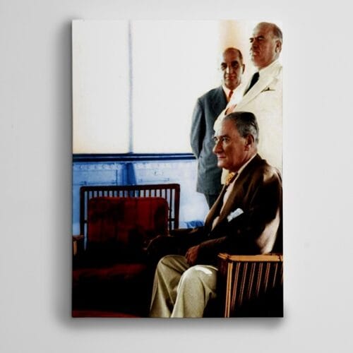 Atatürk Koltukta