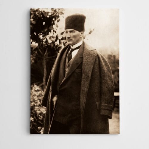 Atatürk Mersin'de 1923