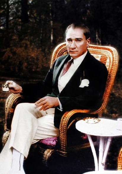 Atatürk Tablosu Atatürk Türk Kahvesi İçerken
