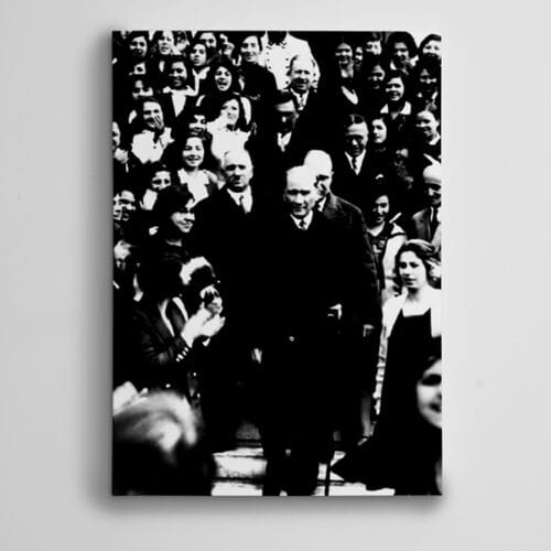 Atatürk Haklın İçinde