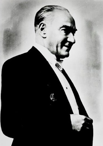 Atatürk Siyah Beyaz 13