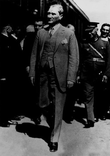 Atatürk Siyah Beyaz 18