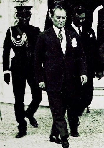 Atatürk Siyah Beyaz 21