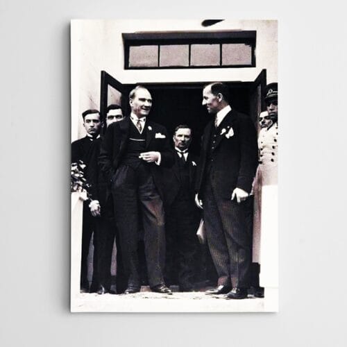 Atatürk Tablosu Gülümserken Atatürk
