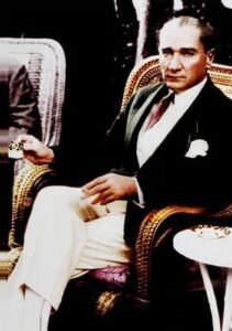 Atatürk Türk Kahvesi İçerken Tablo