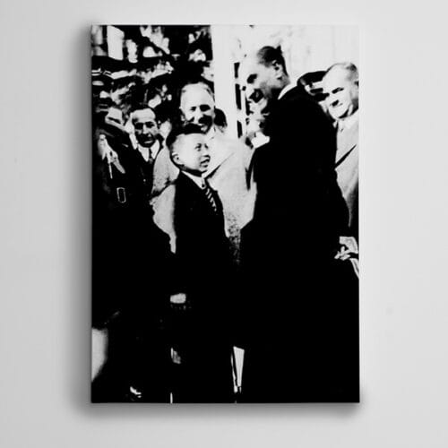 Atatürk ve Çocuk