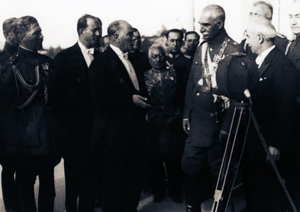 Atatürk ve İran Şahı 1934