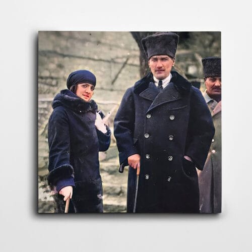 Atatürk ve Latife Hanım Kare