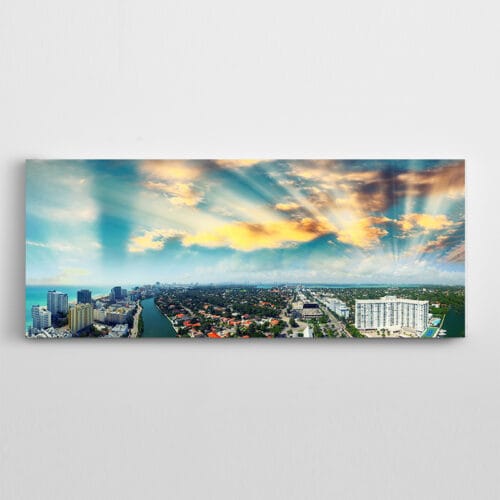 Bulutlar Gökyüzü ve Şehir Manzarası Panoramik
