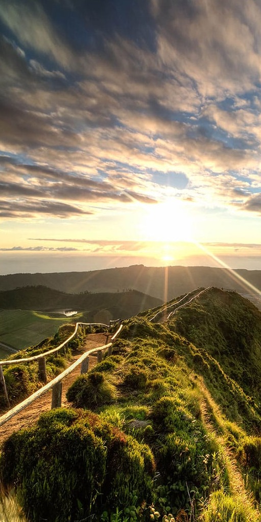 Dağdan Geçen Yol Panoramik