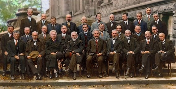 Solvay Conference Panoramik