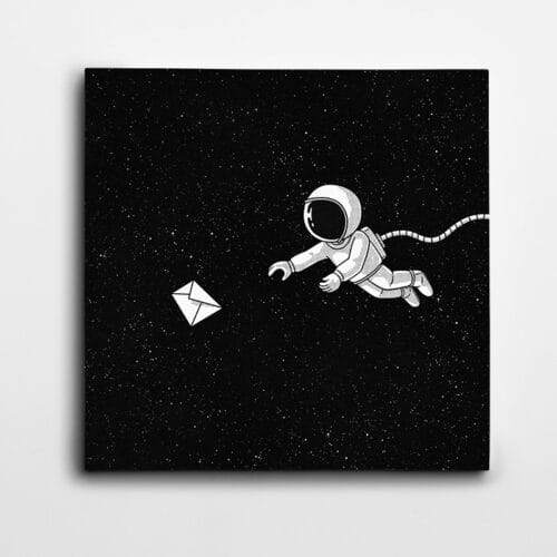 Yıldızlar Arasında Astronot ve Zarf Minimal Kare