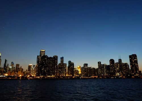 Chicago Lacivert Günbatımı Köy Silüet