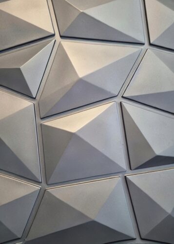 Gümüş Gri Üçgen 3d Geometrik Tablo