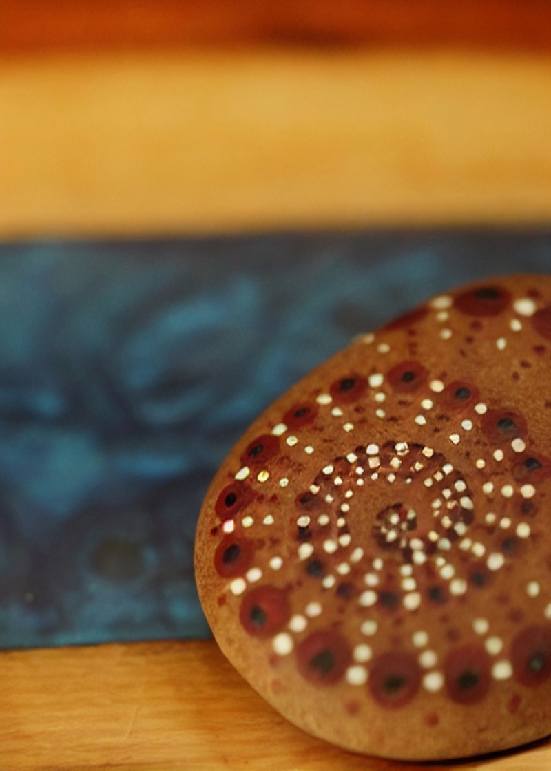 Mandala Desenli Boyalı Taş Fotoğrafı Tablosu