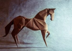 Origami At Kahverengi Kâğıt Heykel Tablosu