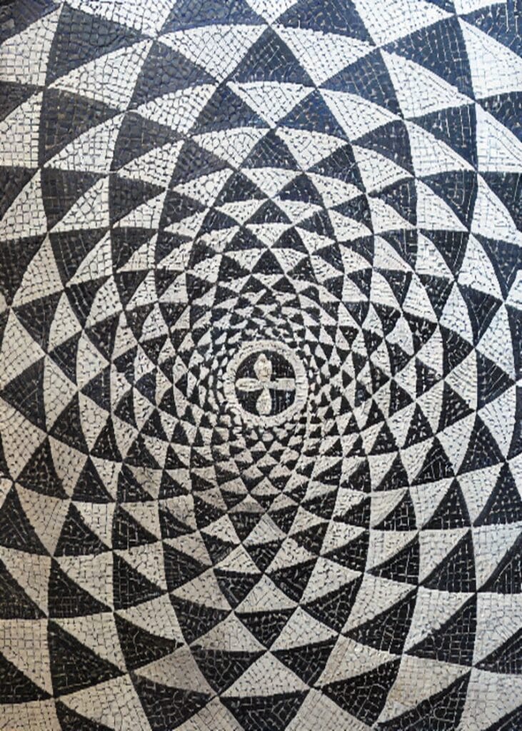 Siyah Beyaz Spiral Geometrik Mozaik Tablo