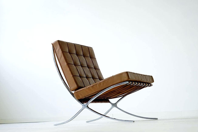 Barcelona (1929) – Ludwig Mies van der Rohe Tablo