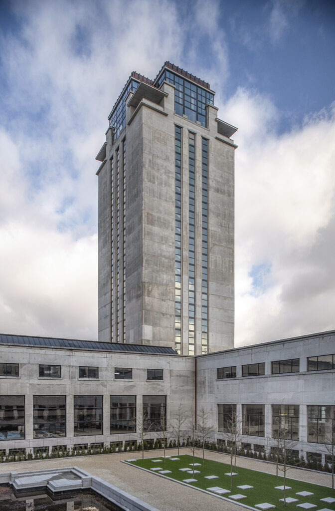 Boekentoren (1942) – Henry van de Velde Tablo