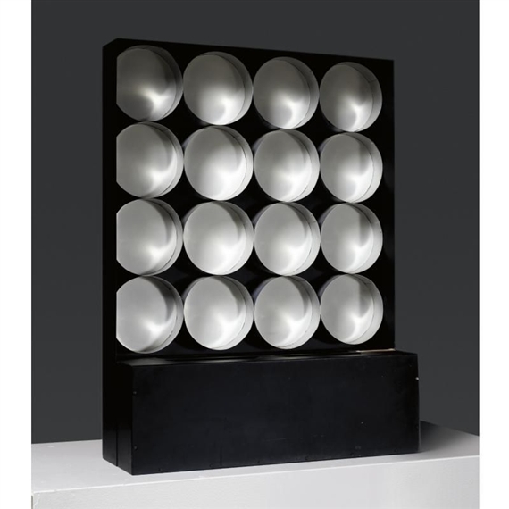 CONTINUANT LUMIÈRE AVEC 16 CYLINDRES – Julio Le Parc Tablo