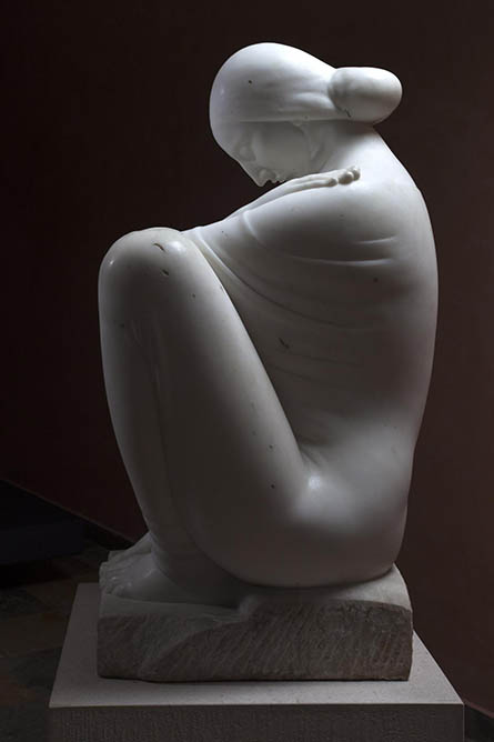Contemplation (1924) - Ivan Meštrović Tablo