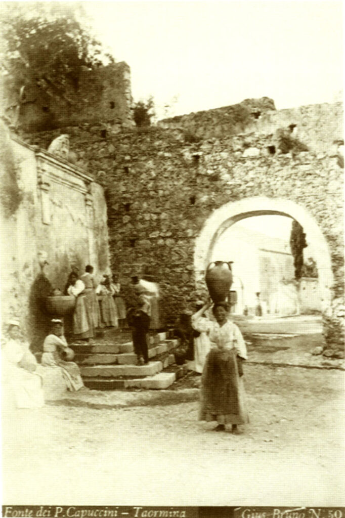 Door of the Capuchins Taormina - Giuseppe Bruno Tablo
