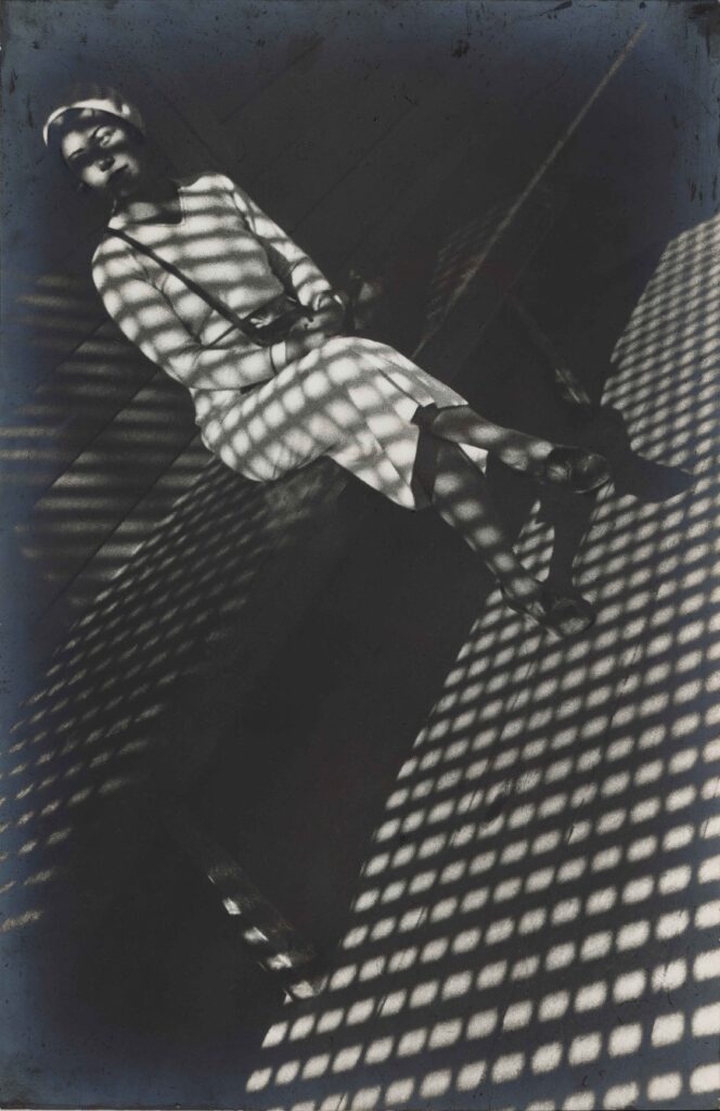 Girl with a Leica – Alexander Rodchenko Tablo