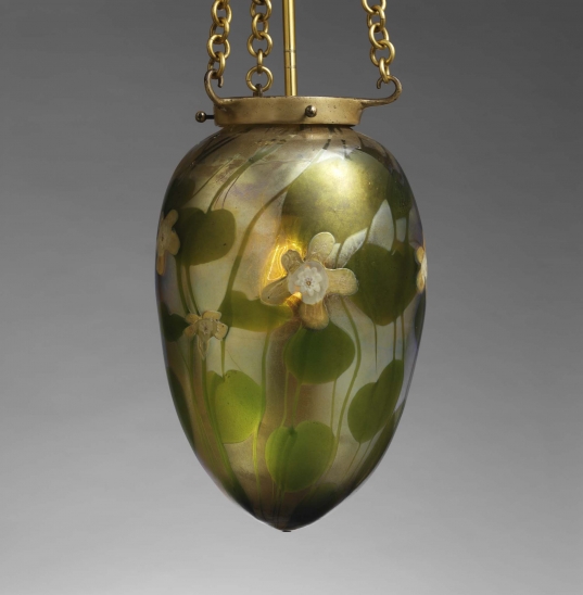 Hanging globe (1905) – Louis Comfort Tiffany Tablo