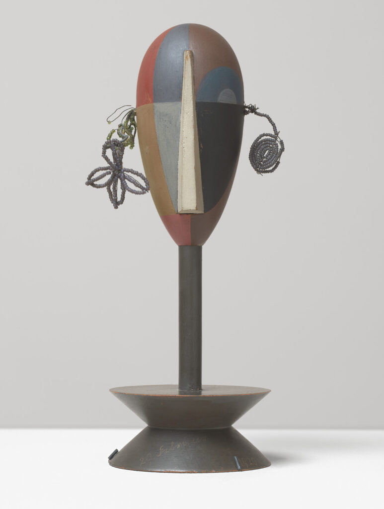 Head (1920) – Sophie Taeuber-Arp Tablo