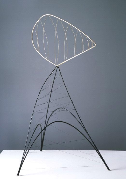 Hollow Egg (1939) – Alexander Calder Tablo