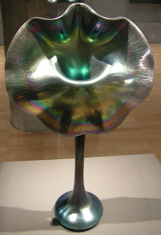Jack in the pulpit vase (1913) – Louis Comfort Tiffany Tablo
