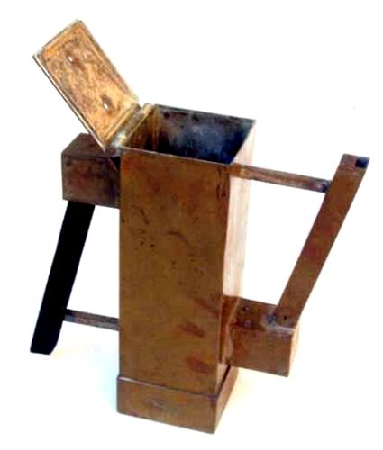 Kettle (1926) - M. H. Maxy Tablo