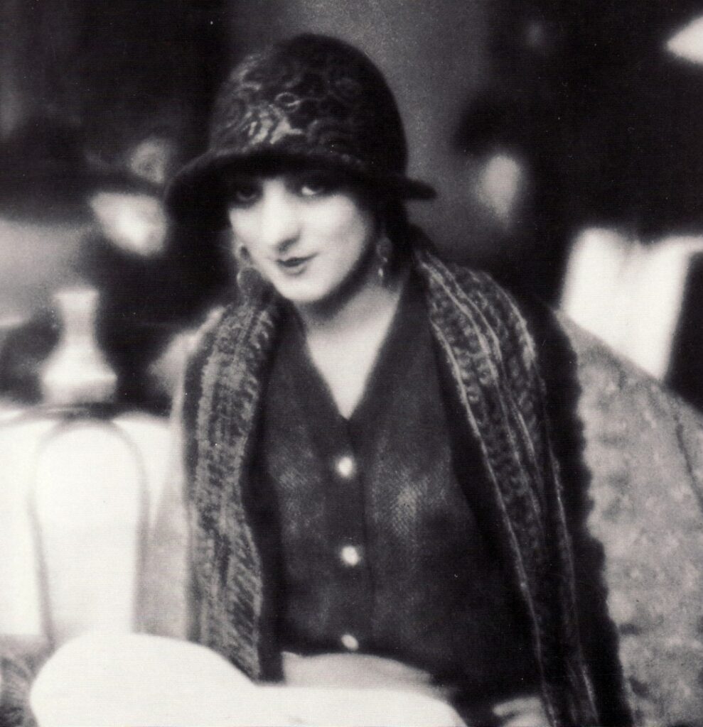 Kiki de Montparnasse - Man Ray Tablo