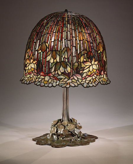 Lamp (1915) – Louis Comfort Tiffany Tablo