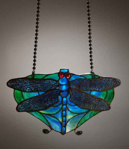 Lamp screen (1910) – Louis Comfort Tiffany Tablo
