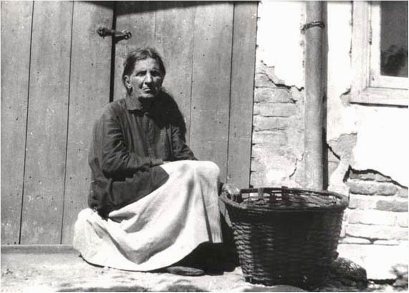 Mother (1910) - David Kakabadze Tablo