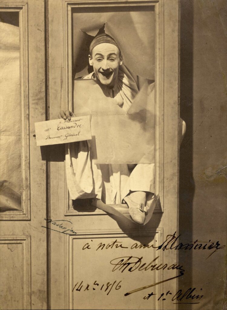 Pierrot Climbing Through a Window (1854) - Félix Nadar Tablo