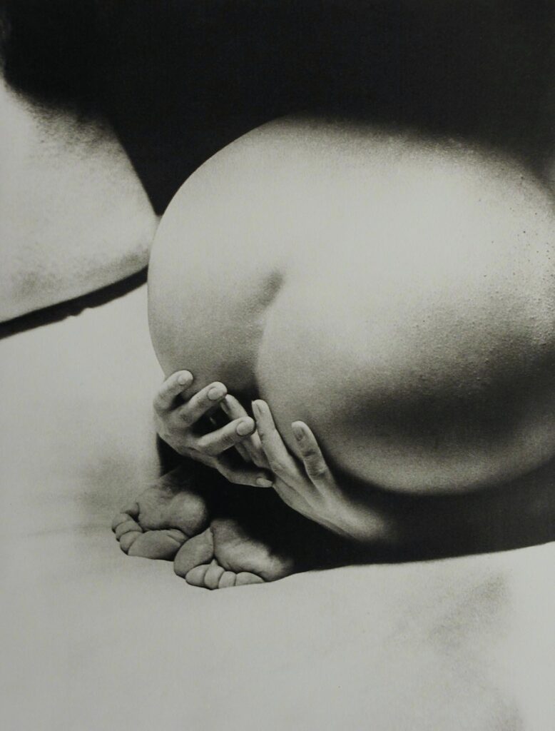Prayer (1930) – Man Ray Tablo