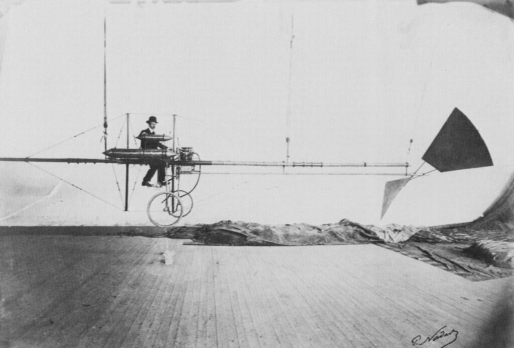Santos Dumont in a test aircraft - Félix Nadar Tablo