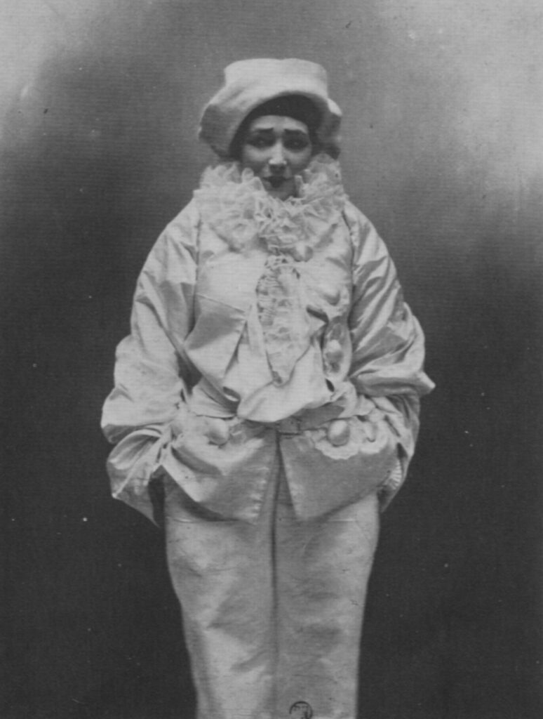 Sarah Bernhardt as Pierrot - Félix Nadar Tablo