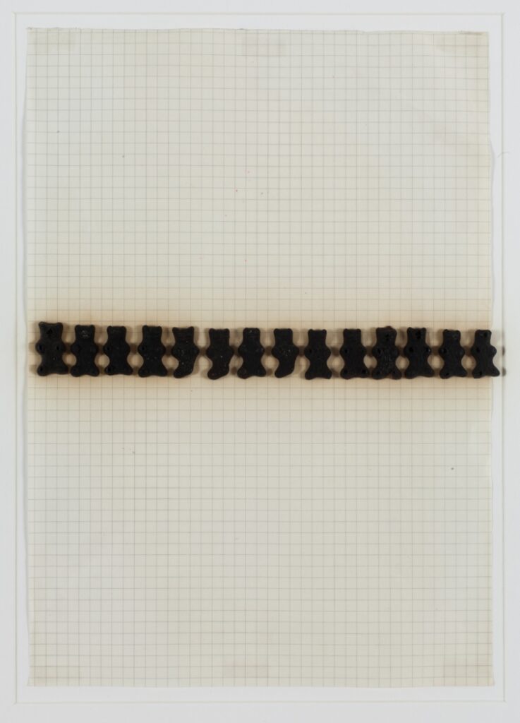 Untitled (Gummibärchen) - Konrad Lueg Tablo
