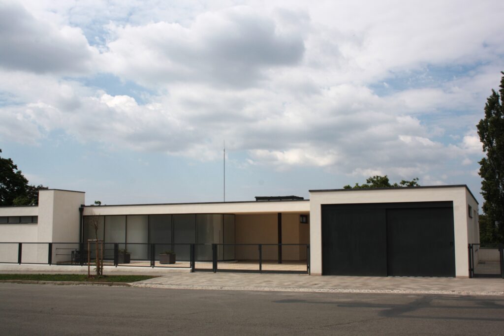 Villa Tugendhat, Brno (1928) - Ludwig Mies van der Rohe Tablo