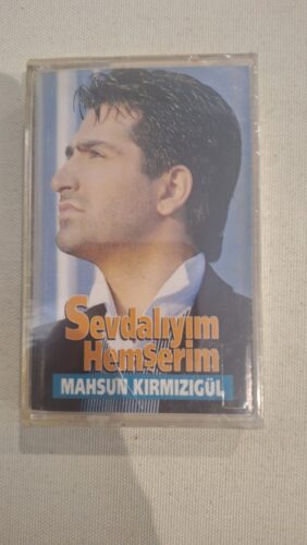 Mahsun Kırmızıgül Siirtliyim Hemşerim Kaset (Sıfır Ambalajında)